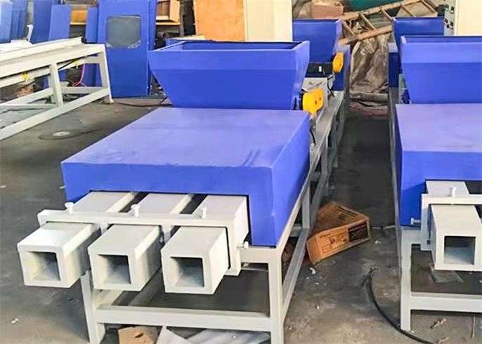 wood shavings sawdust pallet block press machine