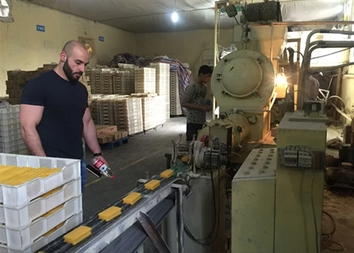 1000 kg/h mosószappan gyártósor szállítása Afrikába